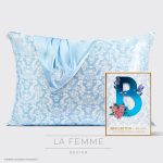 Fronha de Cetim Kitsch x Bridgerton | Toile de Blue | Standard | 26" x 19"|
