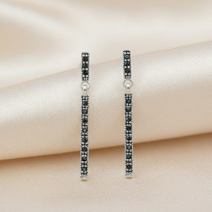 Brincos Night Dinner | Prata 925 com Pedras de Marcassite