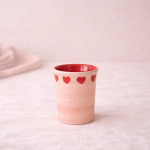 Copo de Cerâmica Artesanal Sweetheart| Rosa e Corações